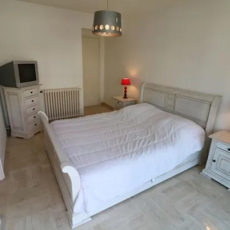 By Interhome Apartamento